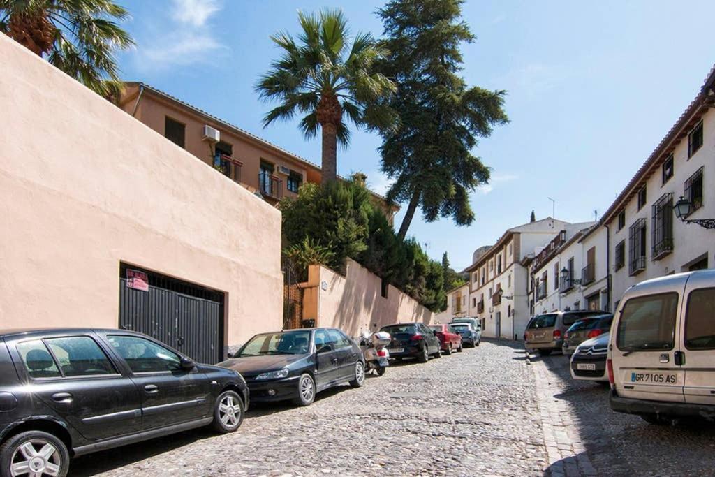 Apartamento Con Unas Maravillosas Vistas A Granada Luaran gambar