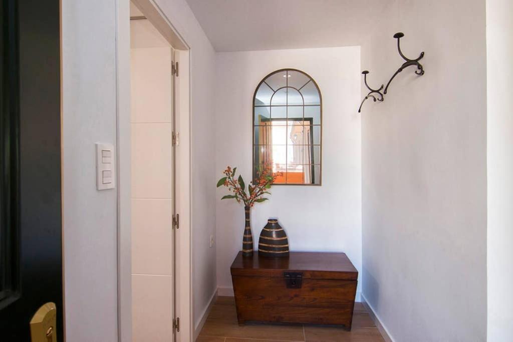 Apartamento Con Unas Maravillosas Vistas A Granada Luaran gambar